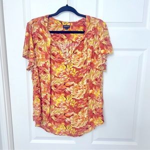 Torrid short sleeve floral top size 1 ( size 14 / 16 )